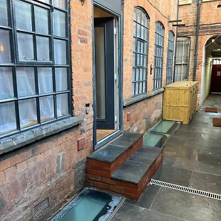 Vip 3br Grade2 Luxurious Industrial House With Wood Fire, Electric Blinds And Big Cast Iron Windows In The Heart Of The Jq Holiday home Birmingham