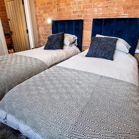 Vip 3br Grade2 Luxurious Industrial House With Wood Fire, Electric Blinds And Big Cast Iron Windows In The Heart Of The Jq Birmingham
